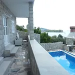 Sea Apartments