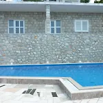 Sea Apartments